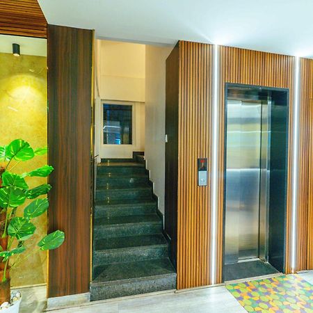 Treebo Trend Tierra Woods Koramangala Hotel Bangalore Bagian luar foto