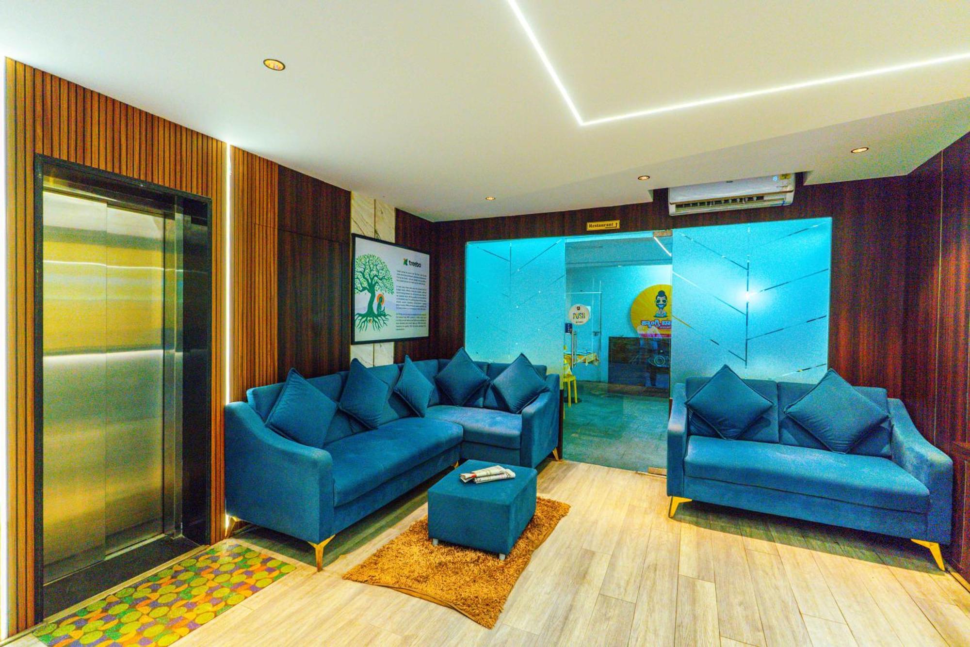Treebo Trend Tierra Woods Koramangala Hotel Bangalore Bagian luar foto