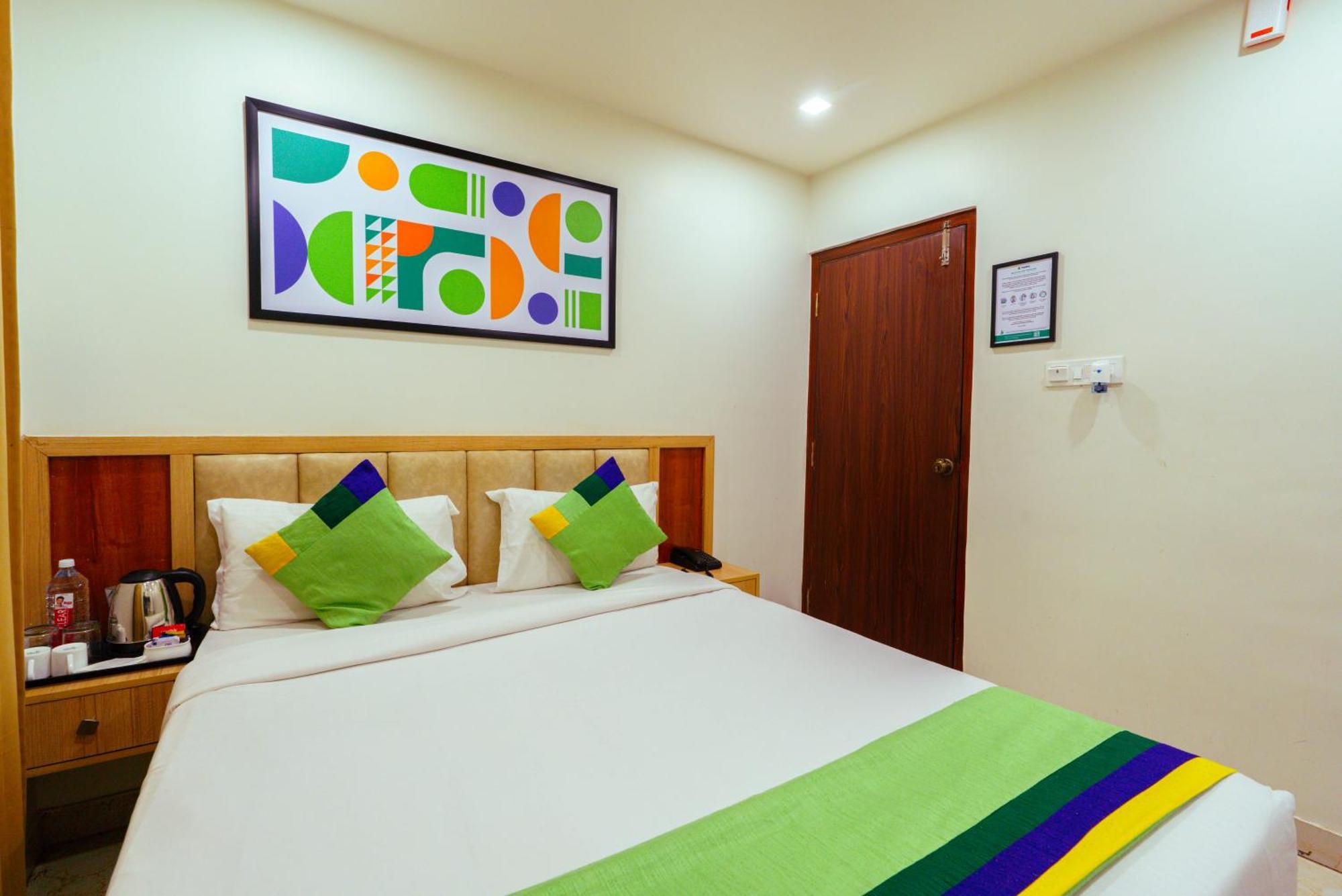 Treebo Trend Tierra Woods Koramangala Hotel Bangalore Bagian luar foto